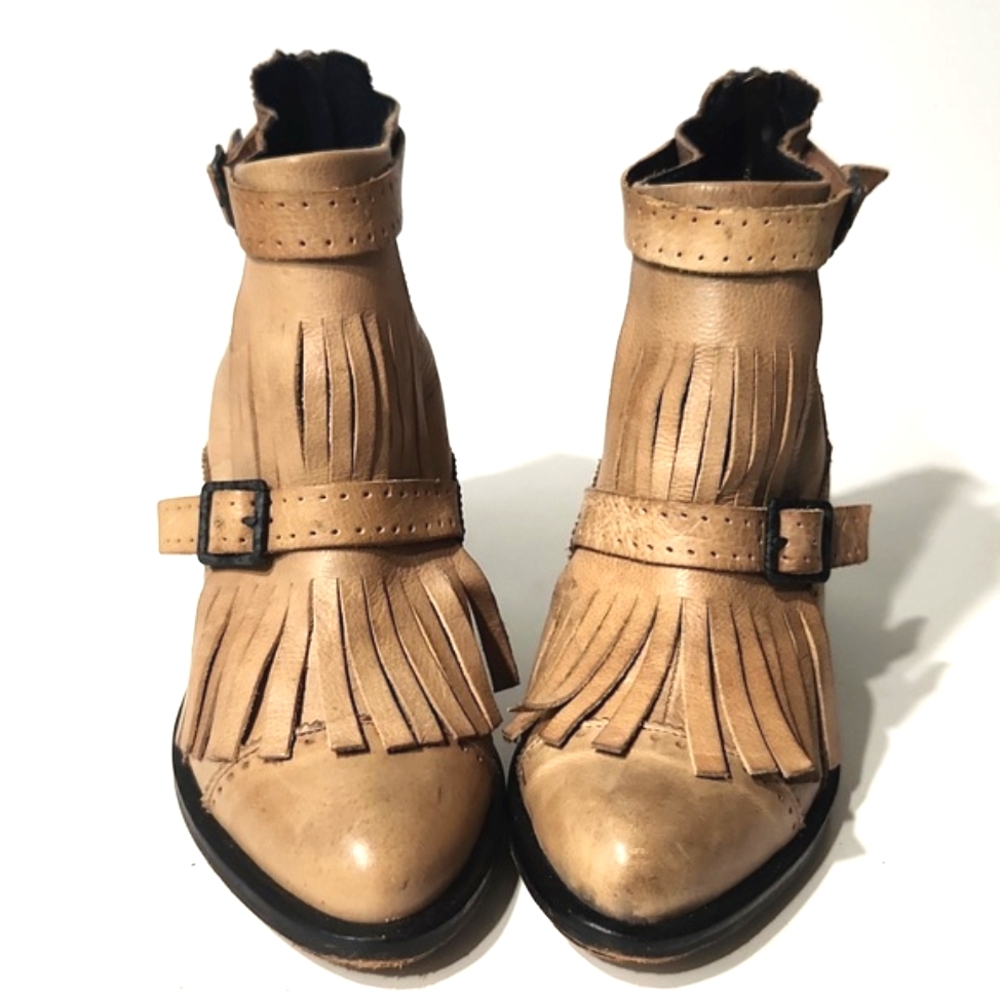 Free People Circle Back Distressed Leather Kiltie Fringe Boots Tan Size EU 38 - Picture 6 of 16